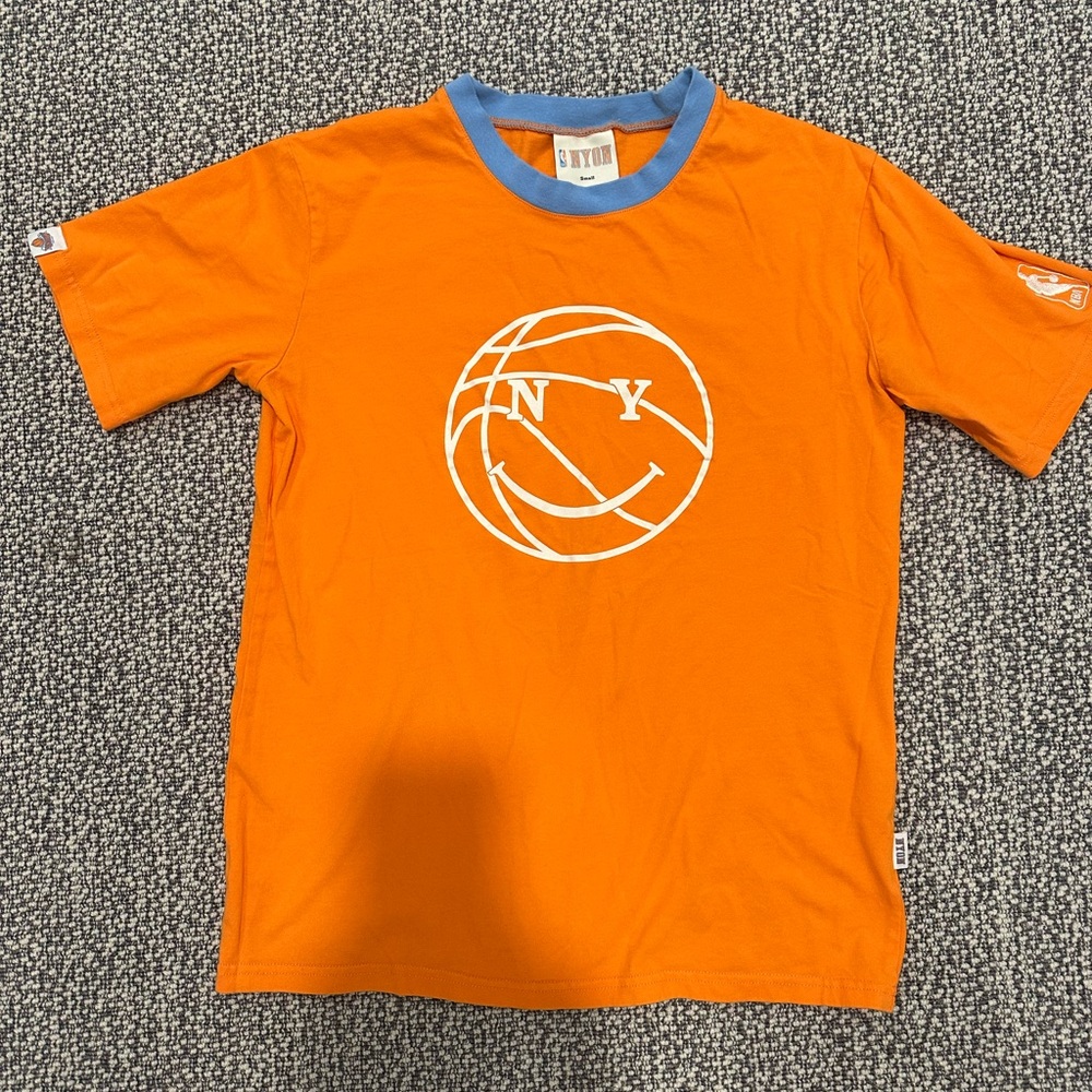 NYON - KnicksTeam Orange Basketball Tee